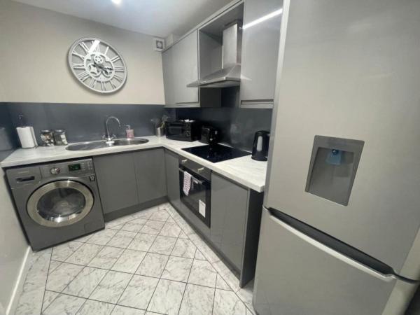 ליברפול Ryan I Air I Bnb - 102 Mill Street - Free Parking חדר תמונה